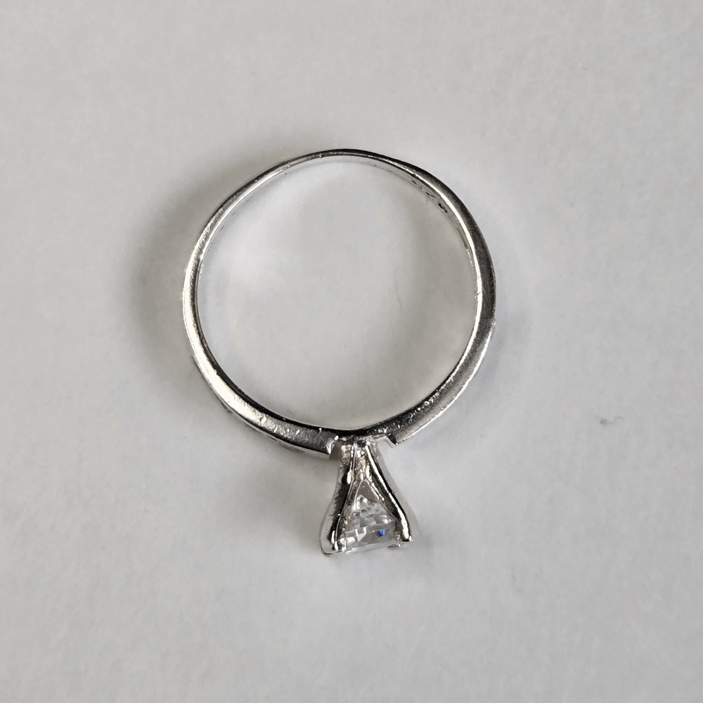 Stunning Sterling Silver Promise Ring - Picture 7 of 13
